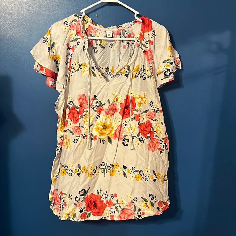 Old Navy floral shirt top, size XXL
